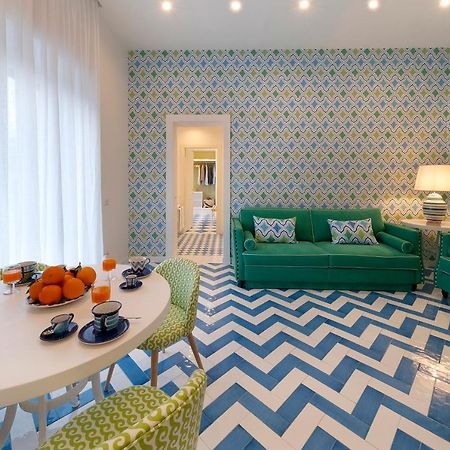 Sorrentovibes - Design Holiday Home In Sorrento City Center エクステリア 写真